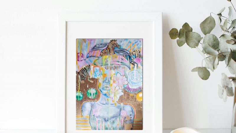 Datenschutzerklärung: Ölbild auf Leinwand mit Blattgold 70 cm x 100 cm Titel: Zebras im Kopf Ölbild mit Blattgold Eine Frau mit einem riesigen, buntem Turban, aus dem Zebras und Farben quillen.